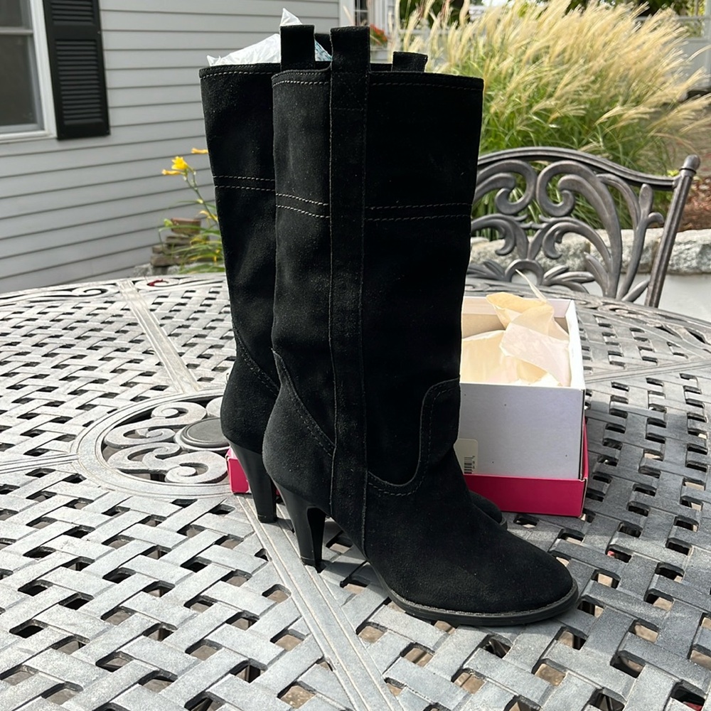 NINE & Co suede boots 👢